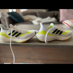 Adidas Ultraboost 21 size 6.5